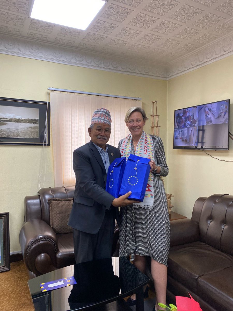 Veronique Lorenzo (@euambnepal) on Twitter photo It was a pleasure meeting Mayor Chiri Babu Maharjan again. His inspiring leadership reflects a strong commitment to inclusive development. 🇪🇺 looks forward to deepening collaboration w/ Lalitpur in building vibrant, resilient & sustainable communities. <a href="/eu_eeas/">European External Action Service - EEAS 🇪🇺</a> <a href="/EU_Partnerships/">EU International Partnerships 🇪🇺</a> It was a pleasure meeting Mayor Chiri Babu Maharjan again. His inspiring leadership reflects a strong commitment to inclusive development. 🇪🇺 looks forward to deepening collaboration w/ Lalitpur in building vibrant, resilient & sustainable communities. <a href="/eu_eeas/">European External Action Service - EEAS 🇪🇺</a> <a href="/EU_Partnerships/">EU International Partnerships 🇪🇺</a>