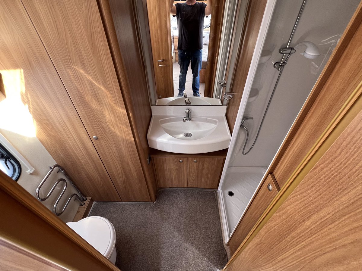 SwiftChallenger 480  SE for sale @ North western caravans 0161 486 6055 youtu.be/IFyw-EKNTTw?si… via <a href="/YouTube/">YouTube</a> #caravan #caravansforsale <a href="/swiftgroup/">Swift Group</a>