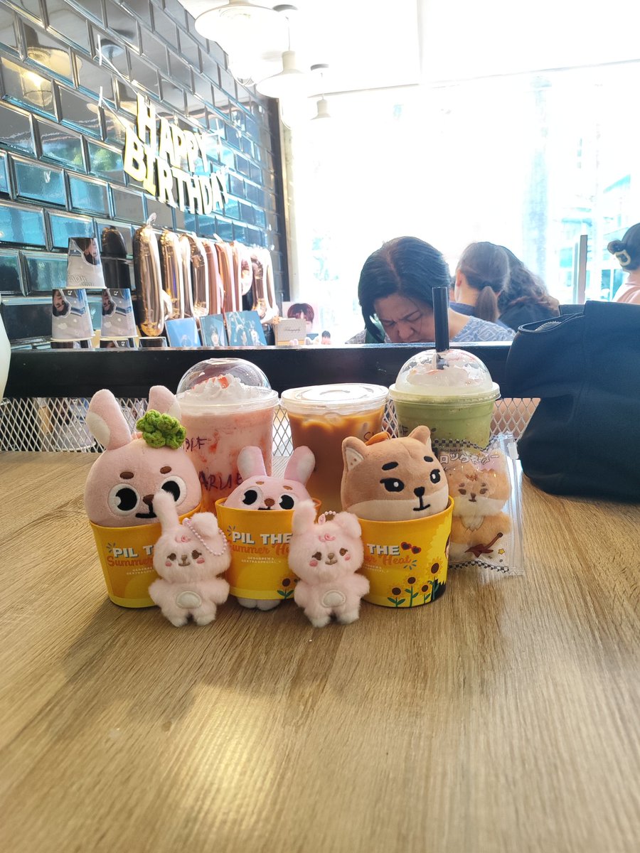 aruepil's tweet image. Happy Birthday Wonpil! 🎈

@sunsetforkwp 
#sunsetserenade