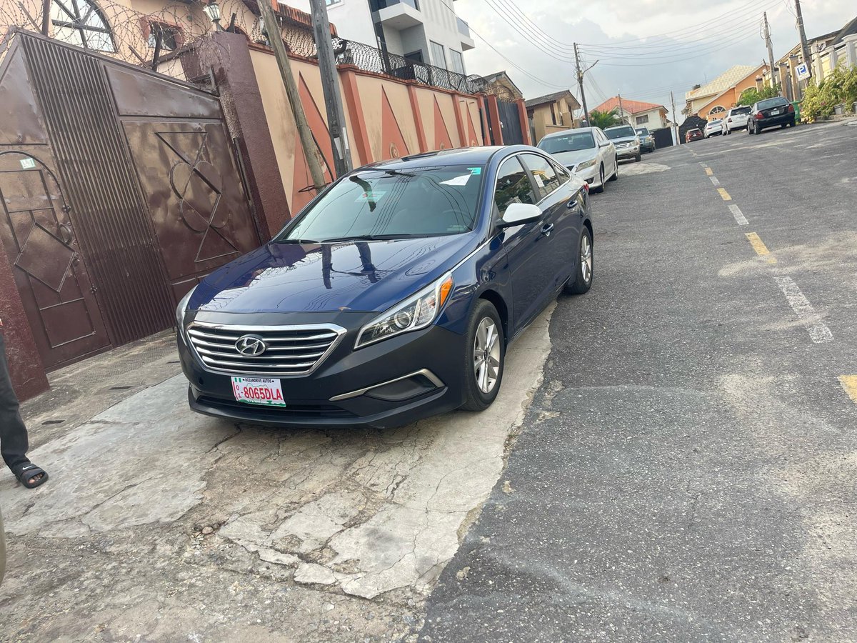 MaziBillions's tweet image. Todays deal ‼️‼️

Toks 2015 Hyundai sonata (recently cleared) 
2025 March entry 

Engine ✅
Gear✅
Ac✅
Tyres✅
Location: Magodo 1 

Price :18m (negotiable)
Bring a buyer and earn commission from 50-200k 
Call: 09162965794