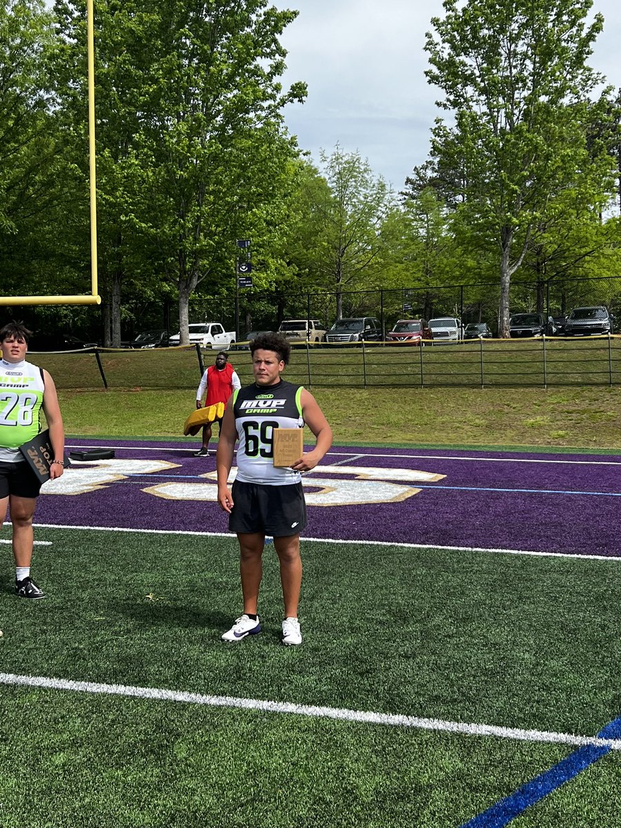 GraysonVillar's tweet image. Great Camp yesterday at Kings Ridge. Honored to be recognized as all Camp Team Devensive lineman. Thank you @RustyMansell_ for always hosting a great event.@CHSHurricaneFB @CartersvilleFB @CoachCandela99 @coachemupchat
