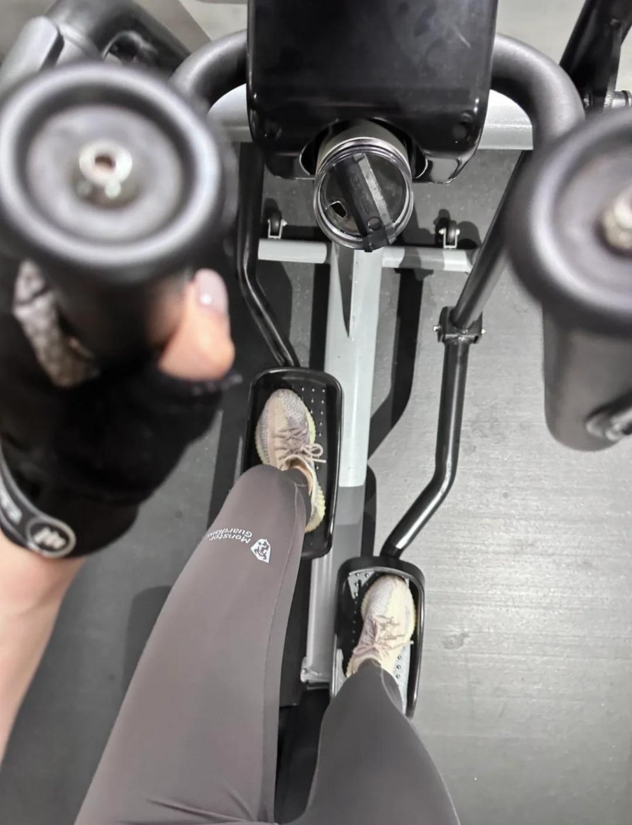JenniferWa24234's tweet photo. Exercise is not to change anyone, but to like yourself more.
#exercise https://t.co/6tH5uYvtlM