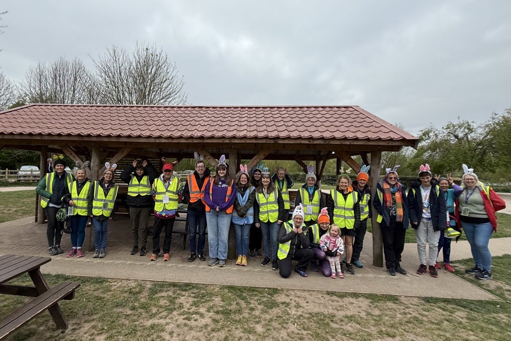Fancy joining in the junior parkrun volunteer fun? 🦺

We love to take bookings well ahead and bunny ears are not compulsory!

See the roster here: parkrun.org.uk/rushcliffe-jun… and get in touch.
