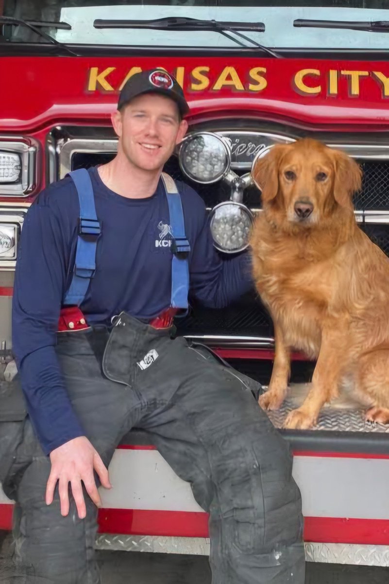 autumnsdad1's tweet photo. Sad news here..
Firefighter Graham Hoffman of the Kansas City MO Fire Department who was killed in the line of duty, stabbed in the chest by a patient during an EMS callโฆ
The woman Suspect Shanetta Bossell charged with murder just last week was arrested for assaulting a police officer..
Prayers for this young manโs family..๐๐๐