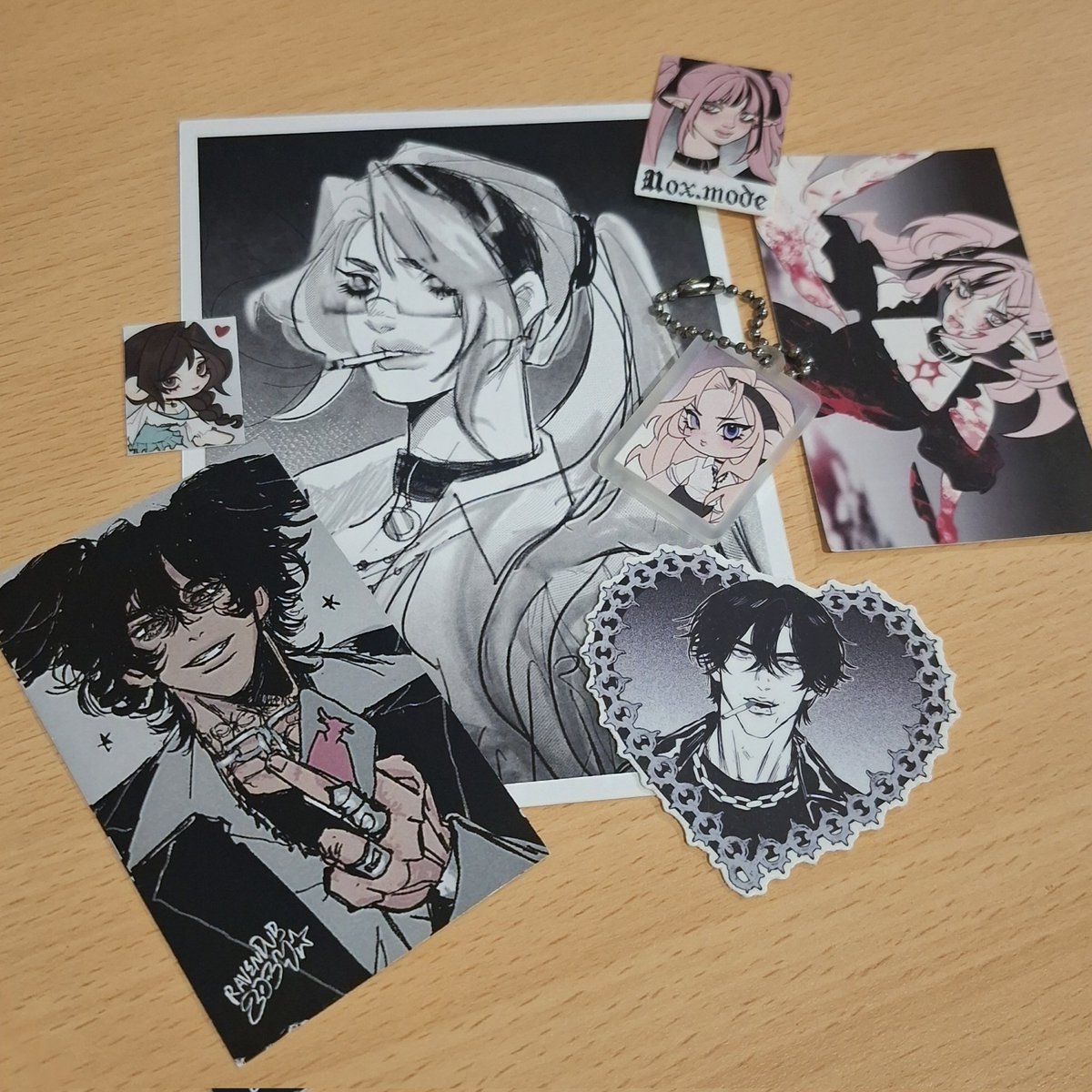 wfc todai &amp; met cool illustrators <a href="/NOXMODE/">♱</a> <a href="/ravendub_exe/">Raven ★ working on comm</a> ! 🔗❤️‍🩹💥⛓️🩹 thankieee