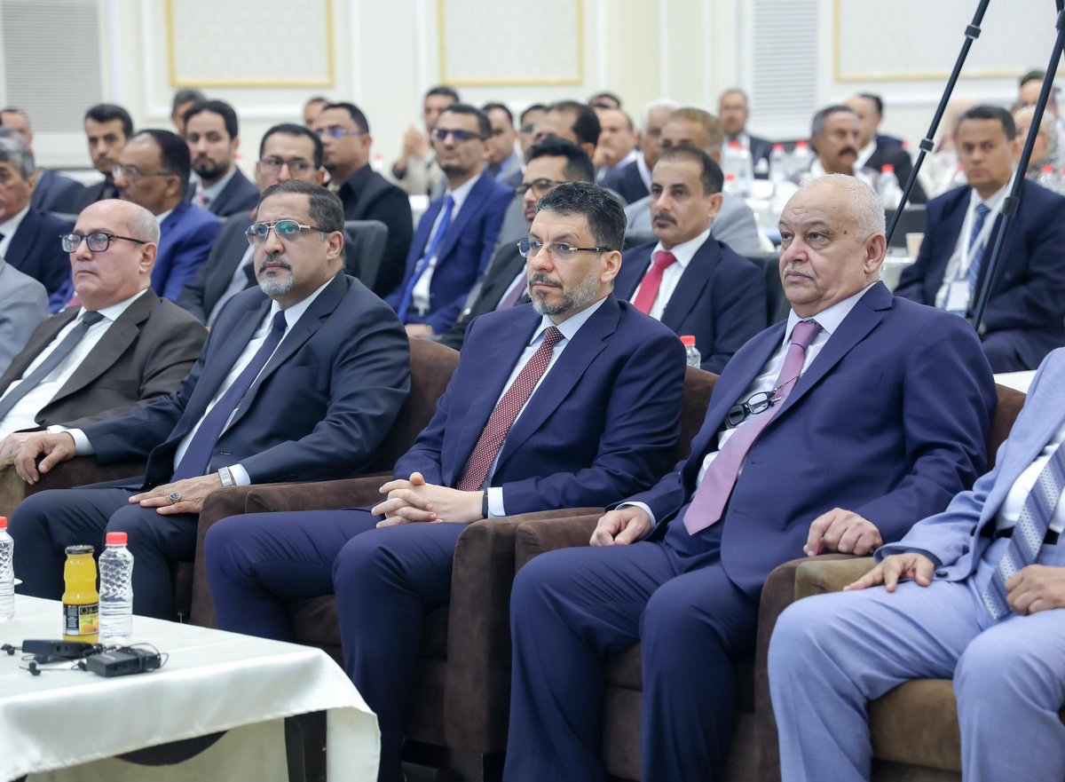 لا مبرر لنظرية عدم #مكافحة_الفساد لإن الظروف الحالية غير مواتية، بل ان المعاناة التي نعيشها اليوم من تردي للخدمات في شتى المجالات ما هي الا أحد النتائج المباشرة للفساد، لذلك أقول ان هذه القضية ليست ثانوية بل من أولى الأولويات، وأدعو شعبنا ان يكونوا عونا لنا في معركتنا ضد الفساد،