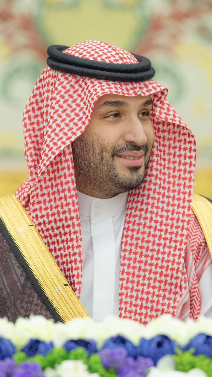 SaudiNews50's tweet photo. اهتمامًا منه بأبناء الوطن..

تبرع ولي العهد الـ 1000000000 ريال يُعد أعلى تبرع لمشاريع الإسكان الموجهة للأسر المستحقة في تاريخ السعودية.

 #ولي_العهد_يتبرع_بمليار_للإسكان

- https://t.co/O7WhEYnWfu