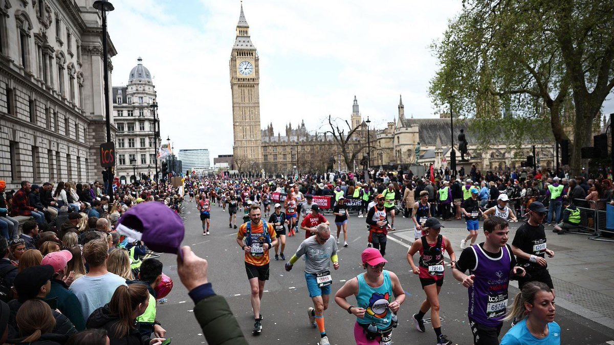 Enthuse (@enthuseco) on Twitter photo Officially the world's largest marathon 👏👏
That's right, yesterday's event had the most marathon finishers ever!
Credit to the organisers, volunteers, charities and of course the 56,640 finishers.
Hats off to you <a href="/LondonMarathon/">TCS London Marathon</a> class of '25🧡 Officially the world's largest marathon 👏👏
That's right, yesterday's event had the most marathon finishers ever!
Credit to the organisers, volunteers, charities and of course the 56,640 finishers.
Hats off to you <a href="/LondonMarathon/">TCS London Marathon</a> class of '25🧡