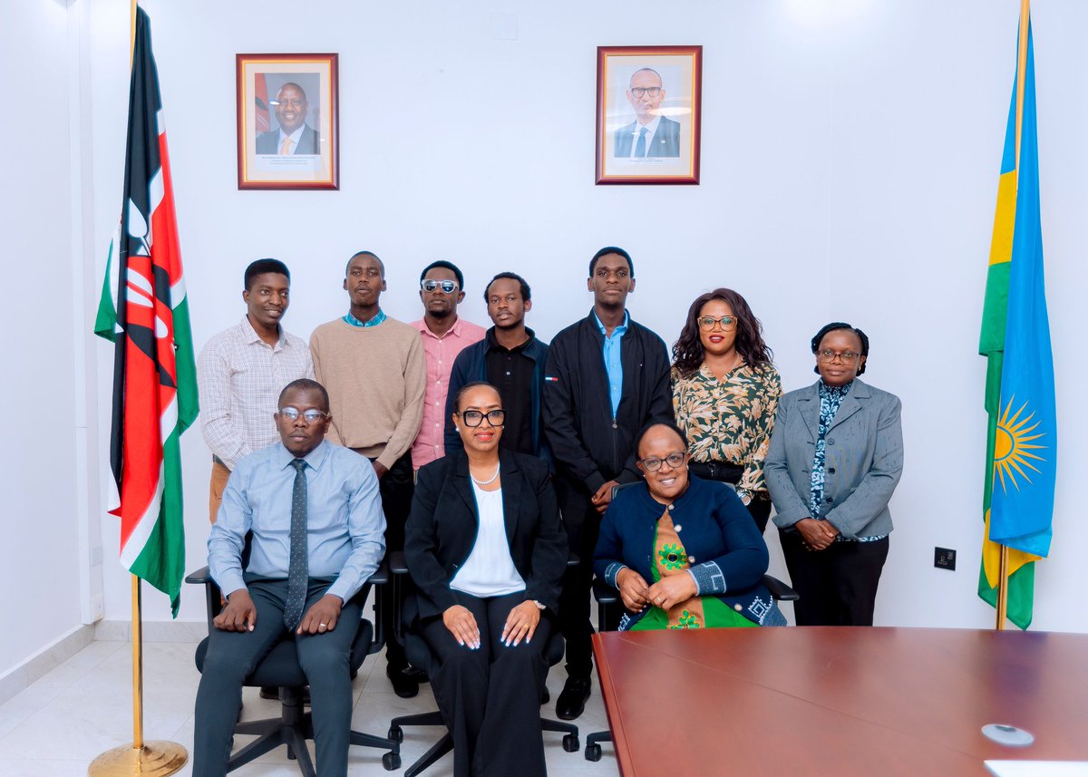 campdevoices's tweet image. Thank you @kenyaHCrwanda for hosting our delegation at the new office in Kenya. It was great interacting with Amb. Janet Mwawasi and seeing Rwanda through her eyes and other diplomats.