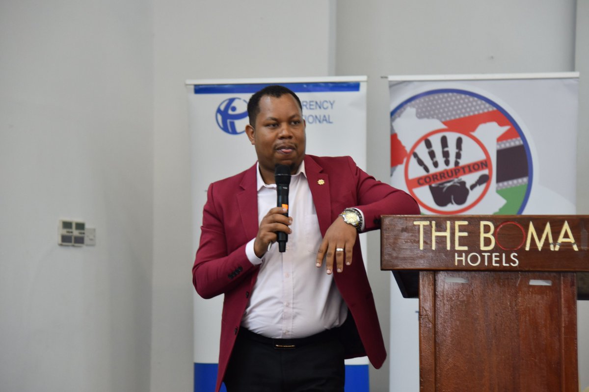 kcomnet's tweet image. Kenya Community Media Network (KCOMNET) participated in a forum organized by @TIKenya  as part of the #TupiganeNaUfisadi (TUNU) project. The forum aimed to bridge the gap between local media and civil society in the fight against corruption.  #FightCorruption