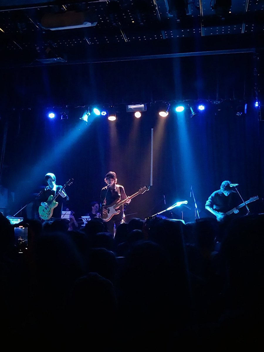 Ayer fuimos a ver la presentación del primer disco de Hannie Schaft junto a Estación Sur y Naima en La Tangente.
Hay futuro para rato.