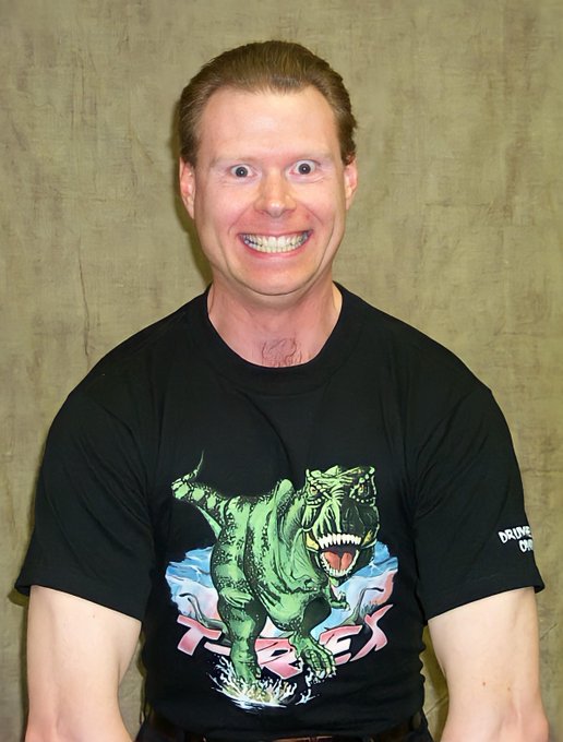 SoapyDXArchive's tweet image. this guy looks like that one roblox face