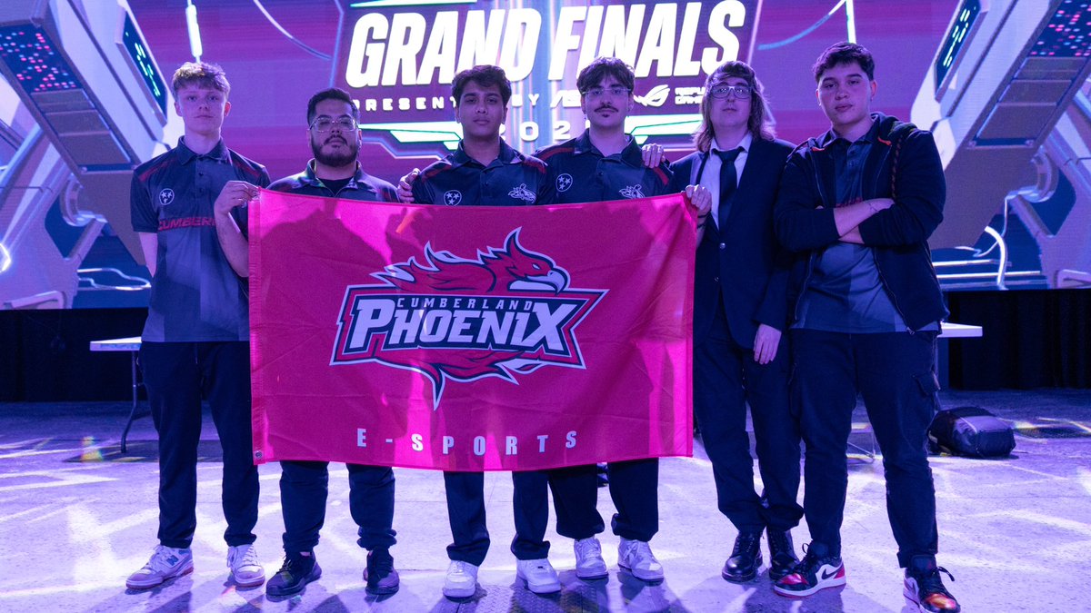 Thank you Orlando, FL. Ended top 3/4, didn’t quite meet our expectations but we move

Flying out to Texas tomorrow where we will be competing for 2 more trophies 🏆 

📷<a href="/Osiren_/">Mike Decesare</a>