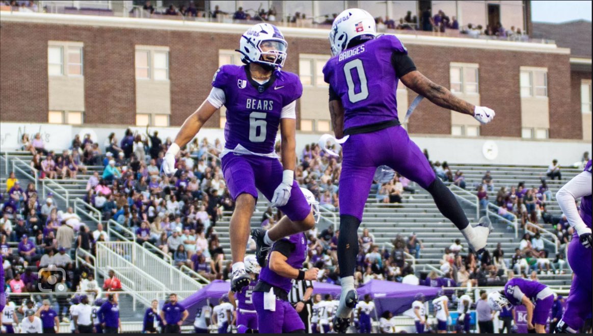Og Partee (@dorienpartee1) on Twitter photo After great conversations with <a href="/CoachKre/">Kre Trammell</a> & <a href="/CoachWalk731/">Jake Walker</a>, I am highly blessed to receive an offer from Central Arkansas 🐻💜!!
#AGTG 🙏🏽
<a href="/SouthwindJags/">Jerome Griffin</a> <a href="/coachlester91/">Coach Earl Lester</a> <a href="/KelvinPerkins67/">Kelvin(P)Perkins</a> <a href="/treykali_38125/">Trey williams</a> <a href="/travion_baker/">travion baker</a> <a href="/Jim1baker/">James Baker 🏝️</a> <a href="/darien_partee/">Darien”Duke”Partee⭐️</a> After great conversations with <a href="/CoachKre/">Kre Trammell</a> & <a href="/CoachWalk731/">Jake Walker</a>, I am highly blessed to receive an offer from Central Arkansas 🐻💜!!
#AGTG 🙏🏽
<a href="/SouthwindJags/">Jerome Griffin</a> <a href="/coachlester91/">Coach Earl Lester</a> <a href="/KelvinPerkins67/">Kelvin(P)Perkins</a> <a href="/treykali_38125/">Trey williams</a> <a href="/travion_baker/">travion baker</a> <a href="/Jim1baker/">James Baker 🏝️</a> <a href="/darien_partee/">Darien”Duke”Partee⭐️</a>