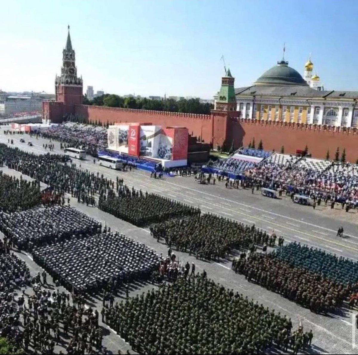 Скопление войск противника - законная цель для Украины!