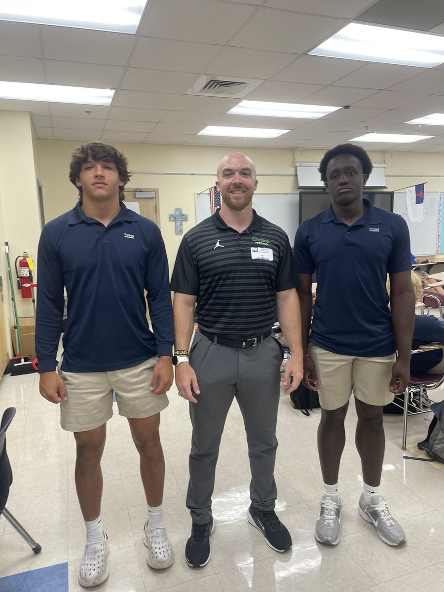Dan Burack (@coachburack22) on Twitter photo Thank you to <a href="/CoachB_Reynolds/">Brian Reynolds</a> for stopping by <a href="/TKAWPB/">The King's Academy</a> and seeing <a href="/TKALionsFB/">TKA Lions Football</a>
<a href="/TycePorcher/">Tyce Porcher</a> <a href="/HudsonChamp_90/">Hudson Champion</a> <a href="/ardinjeanty/">Ardin Jeanty🇭🇹</a> Thank you to <a href="/CoachB_Reynolds/">Brian Reynolds</a> for stopping by <a href="/TKAWPB/">The King's Academy</a> and seeing <a href="/TKALionsFB/">TKA Lions Football</a>
<a href="/TycePorcher/">Tyce Porcher</a> <a href="/HudsonChamp_90/">Hudson Champion</a> <a href="/ardinjeanty/">Ardin Jeanty🇭🇹</a>