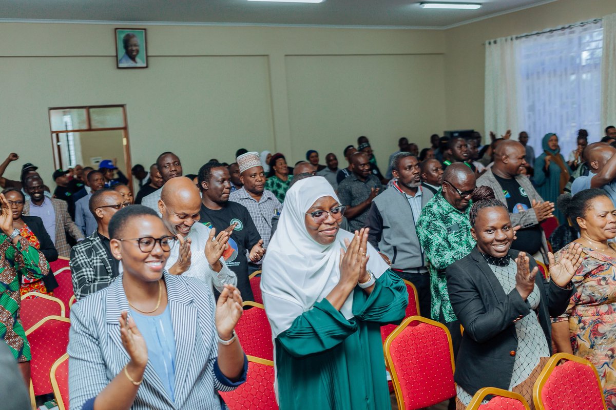 ILO Dar (@ilodaressalaam) on Twitter photo “Strong collaboration = higher productivity!
Today at the <a href="/tuctatanzania/">TUCTATANZANIA</a> Congress, we emphasized unity between Government, Employers, and Workers to build safer, fairer, and more productive workplaces.
#TUCTACongress #WorkersRights #SocialDialogue” “Strong collaboration = higher productivity!
Today at the <a href="/tuctatanzania/">TUCTATANZANIA</a> Congress, we emphasized unity between Government, Employers, and Workers to build safer, fairer, and more productive workplaces.
#TUCTACongress #WorkersRights #SocialDialogue”