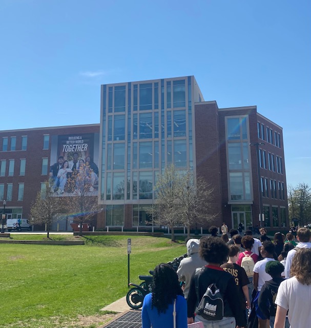 fwcs_ccr's tweet image. Last week, Sophomore and Juniors explored the campus of Purdue University.

Students were informed about the variety of academic programs and gained valuable information on how they can prepare for their post-secondary future. #fwcs #ccr @LifeAtPurdue