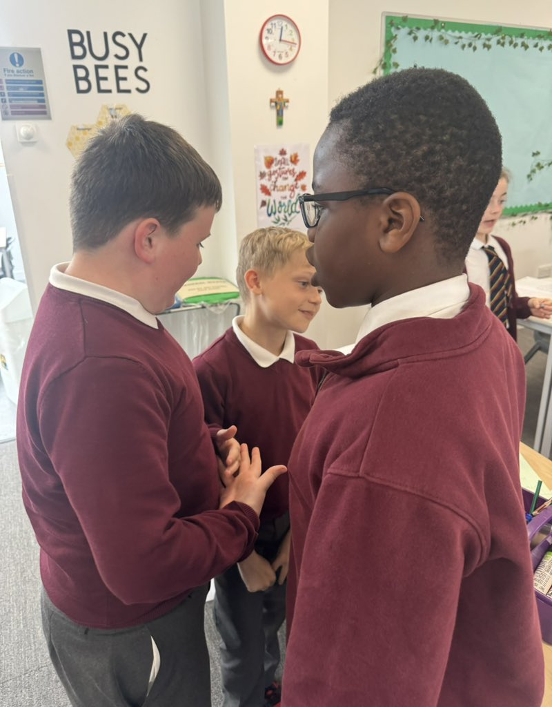 StNinians_PS's tweet photo. P5/6 used the MTV strategy 'Give One, Get One' today to share ideas for their writing task – brilliant collaboration and creativity! #MTVStrategy #GiveOneGetOne https://t.co/77wxV5Ity5