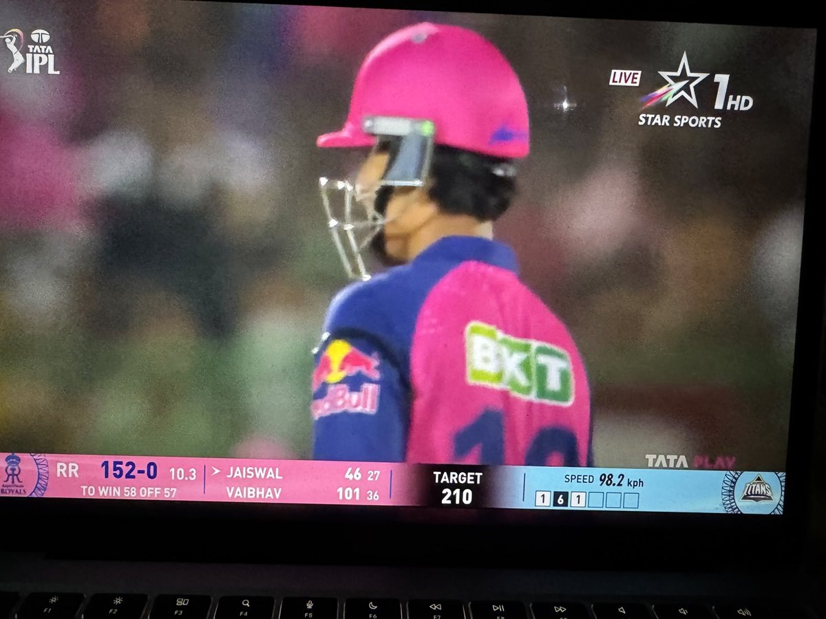 quicklab7's tweet image. Maybe he has an extra class tomorrow morning — that’s why he finished the match so early!
What a knock! 🔥
Remember the name: #VaibhavSuryavanshi
#RRvsGT