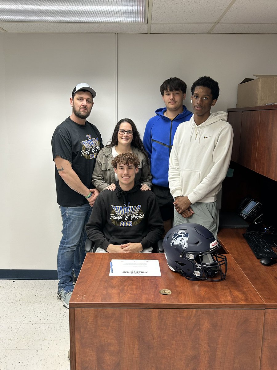 Let’s go to work <a href="/CoachMDDaniels/">MD Daniels</a> <a href="/CoachLozano23/">Bubba Lozano</a>