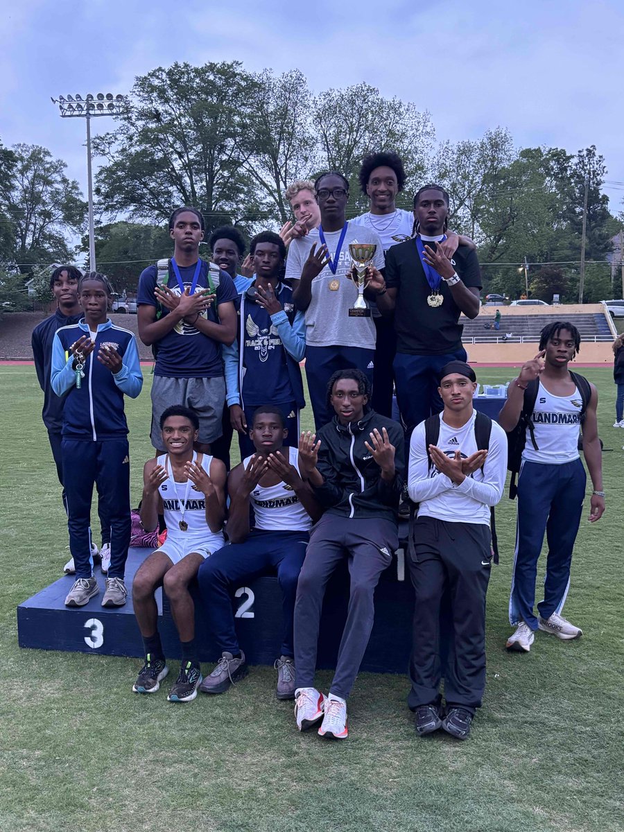 4x Area Region Champs! Landmark Christian School (Fairburn, GA) under the direction of Milton Campbell. 

<a href="/ps_nation_/">Prep Sports Nation</a> @gavarsityrivals
@broadcast_ghsa @recruitgeorgia @gavarsity <a href="/flosports/">FloSports</a>

#TrackAndField #HurdlerLife #NCAARecruit #StudentAthlete #Hurdles #TrackSeason #agtg #ghsa