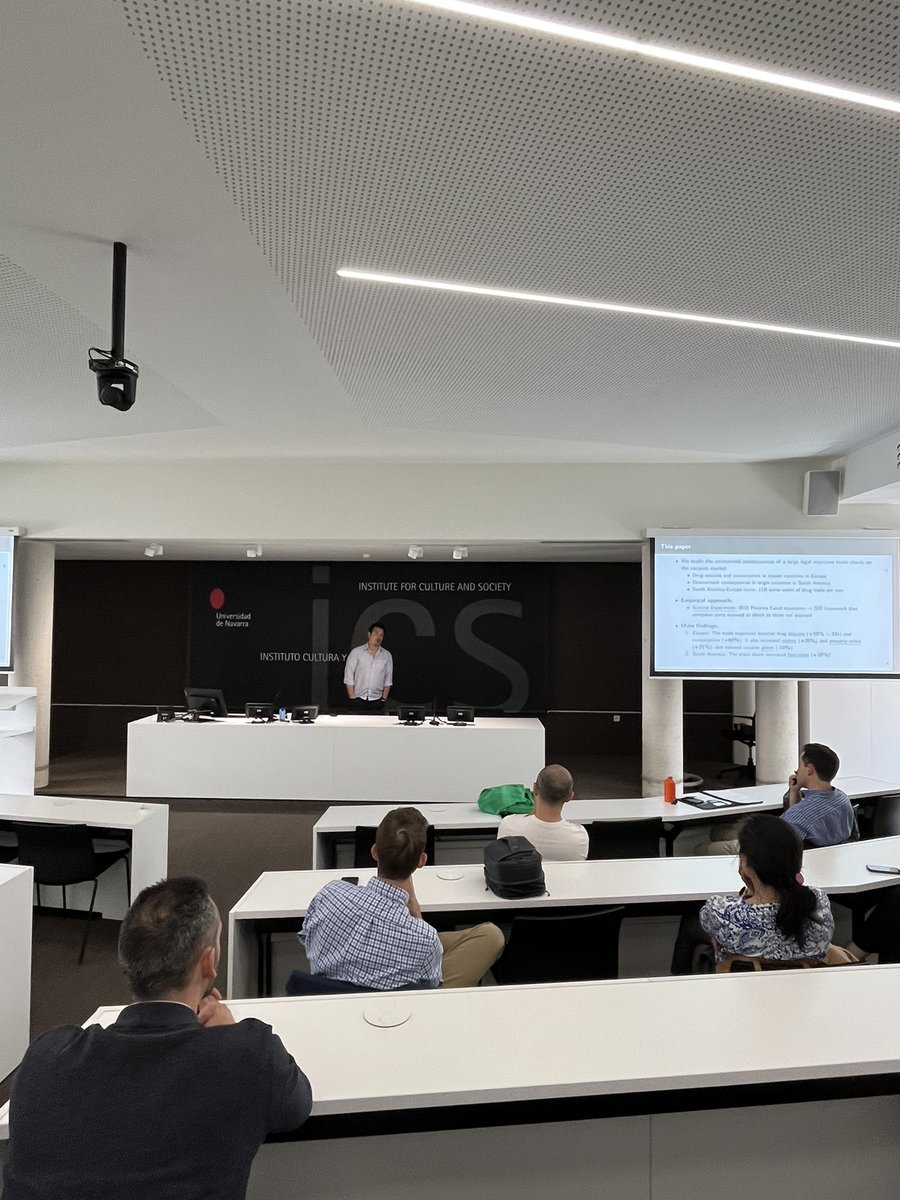 NCID (@ncid_unav) on Twitter photo Very interesting #seminar with Juan Vargas (<a href="/unito/">Università di Torino</a>) today:
“International Trade Shocks and Illicit Drug Trafficking” Very interesting #seminar with Juan Vargas (<a href="/unito/">Università di Torino</a>) today:
“International Trade Shocks and Illicit Drug Trafficking”