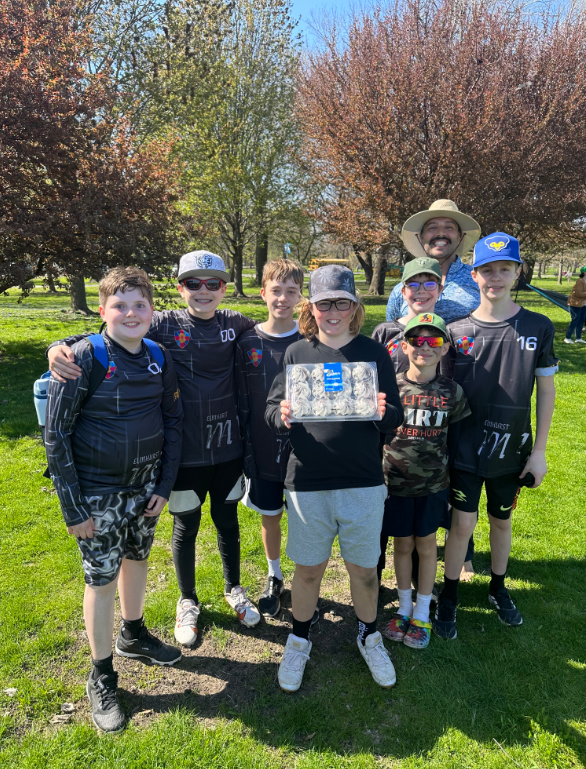 🤩 2025 MS Spring Fling Spirit Champs are MidEVO + Julian Delta!🥏

💪Congrats &amp; thank you 🙏for bringing the number
one rule of Ultimate alive yesterday.

#flatlandersloveflatball
#springintoultimate
#cupcakesorcookiecakevotenowwhichisbetter!

<a href="/OakPark97/">Oak Park District 97</a> 
<a href="/elmhurstEVO/">Elmhurst Evolution</a>