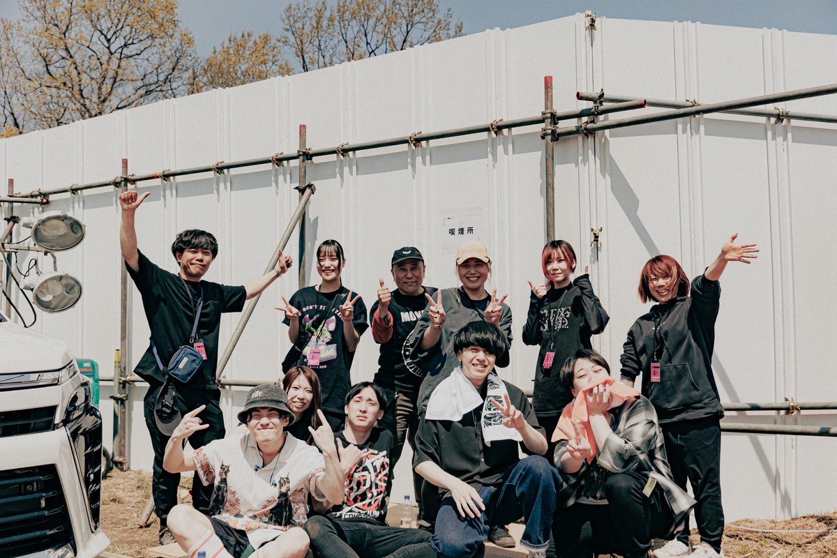 おくやま tweet media