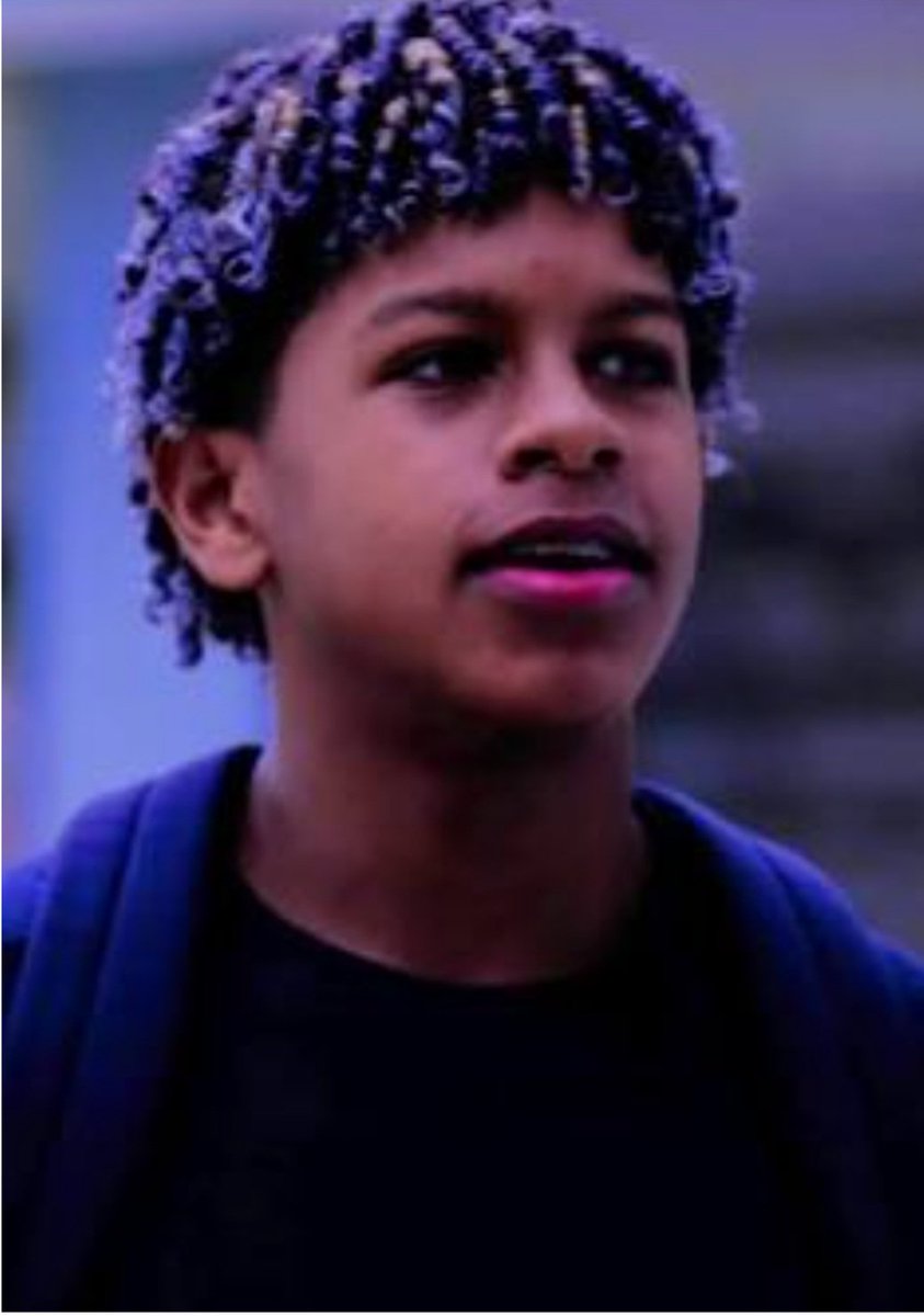 Luis Fragoso unos de los mejores jugadores en contra del Técnico Universitario. Este niño va hacia adelante con técnica, NO como los demás jugadores jugando para atrás. #Emelec #TodosSomosFragoso