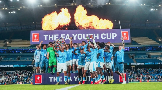 ManCityHelp's tweet photo. Bring the noise to our FA Youth Cup final as we fight to become back-to-back champions! 
 
Get your ticket here - https://t.co/mNvsUvIYmR https://t.co/1aQWSM1vAV