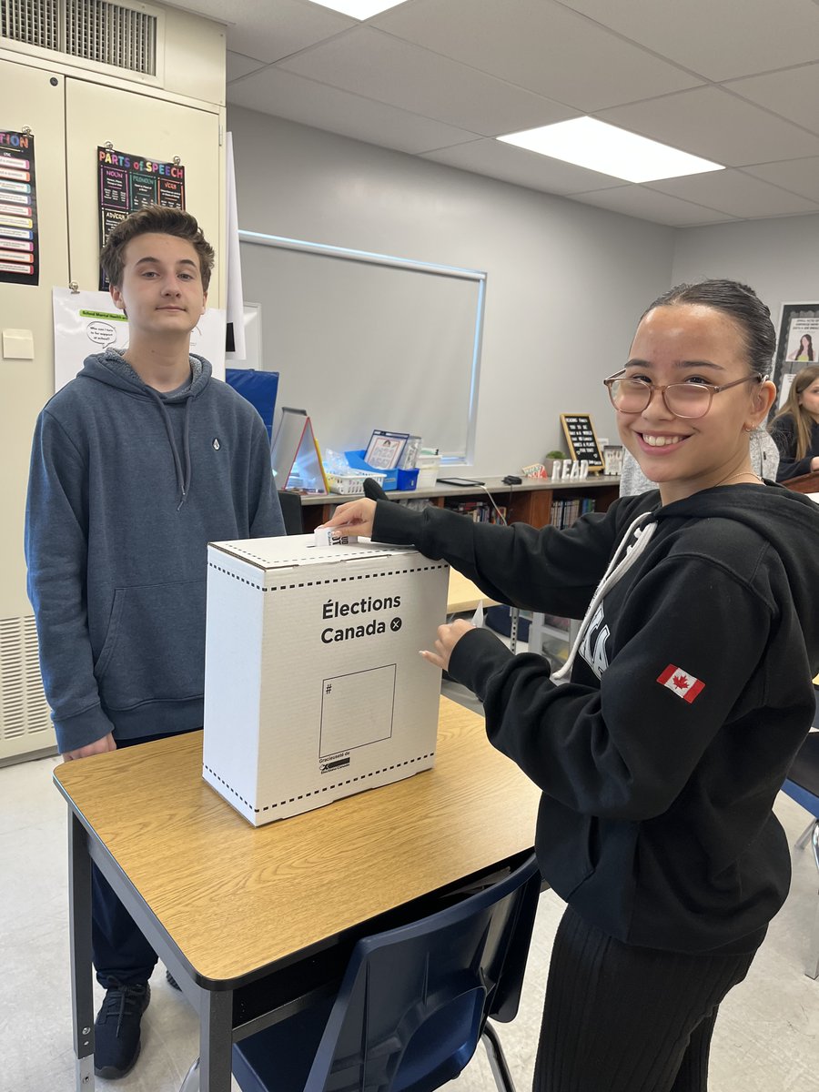 Today, some of our grade 7 and 8 students got a taste of what it’s like to be active, voting members of society!

As part of our Election Day activities, they participated in a mock election, learning firsthand about the responsibilities and impact of voting.