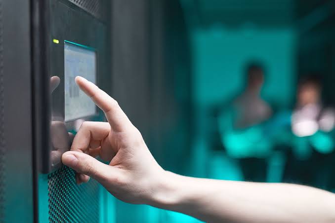 Golden_Margins's tweet photo. The Role of Antistatic Coating on Industrial Displays

for more:https://t.co/skypz5q7Ga

#IndustrialDisplay
#AntiStaticCoating
#OpticalBonding
#ESDProtection
#TouchscreenDurability
#IndustrialTech
#ManufacturingSolutions
#DisplayProtection
#HarshEnvironment https://t.co/iHMYMY46xA