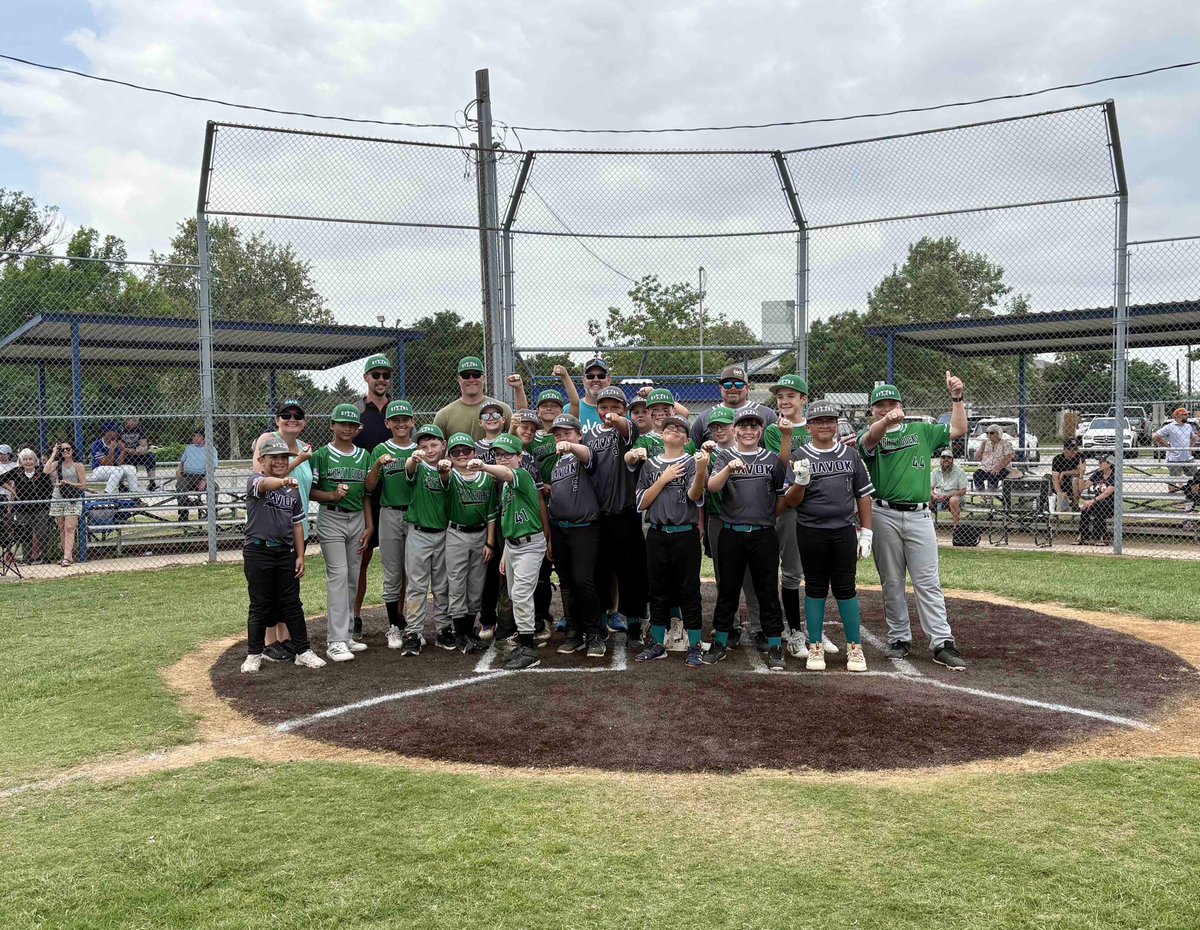 GYBATX's tweet photo. Congratulations to the 12U D2 MOS Champs: GYBA Mighty Ducks and Runner Up GYBA Havok! Great game with to awesome teams! https://t.co/6QUtnWhSzG