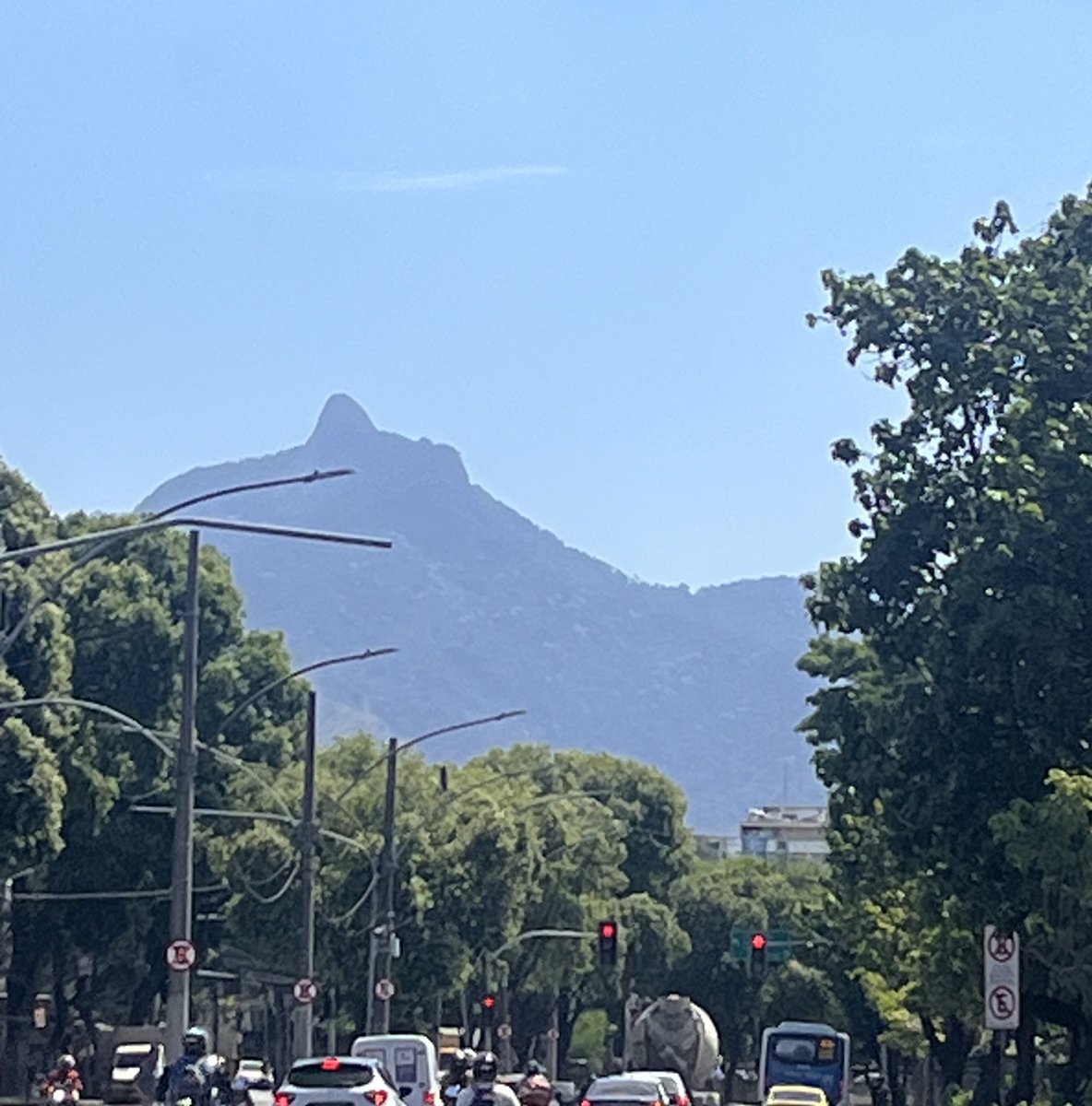 A Lady Gaga já chegou, e está dormindo