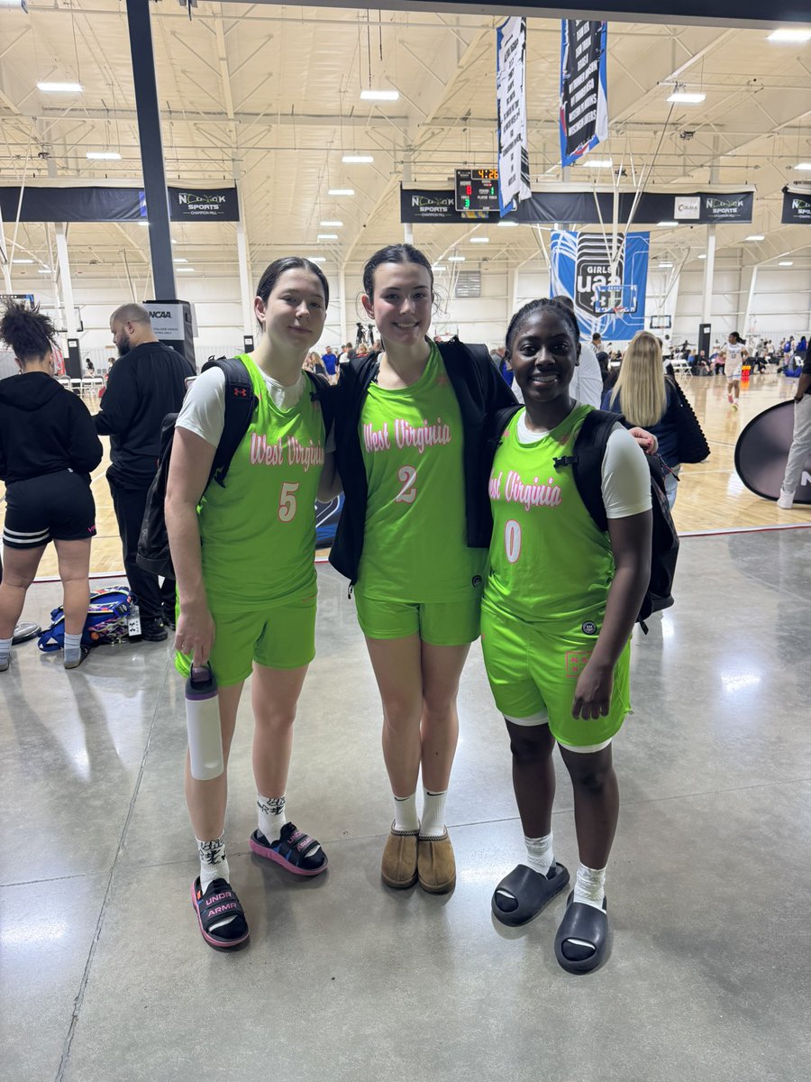 Alyx White (@alyxwhite_) on Twitter photo Loved getting this pic of these talented 2027’s continuing to rep Kentucky well on the big stages!!
They went 4-1 with <a href="/WVThunderSpreen/">WV Thunder (Riego) 16U GUAA - Spreen</a> in GUAA Session 1 at Spooky Nook Champions Hill👀🔥
<a href="/MaggieSimons_27/">Maggie Simons</a> | <a href="/loren_macy/">Loren Macy</a> | <a href="/makiy2027/">Makiyia Wheeler</a> Loved getting this pic of these talented 2027’s continuing to rep Kentucky well on the big stages!!
They went 4-1 with <a href="/WVThunderSpreen/">WV Thunder (Riego) 16U GUAA - Spreen</a> in GUAA Session 1 at Spooky Nook Champions Hill👀🔥
<a href="/MaggieSimons_27/">Maggie Simons</a> | <a href="/loren_macy/">Loren Macy</a> | <a href="/makiy2027/">Makiyia Wheeler</a>