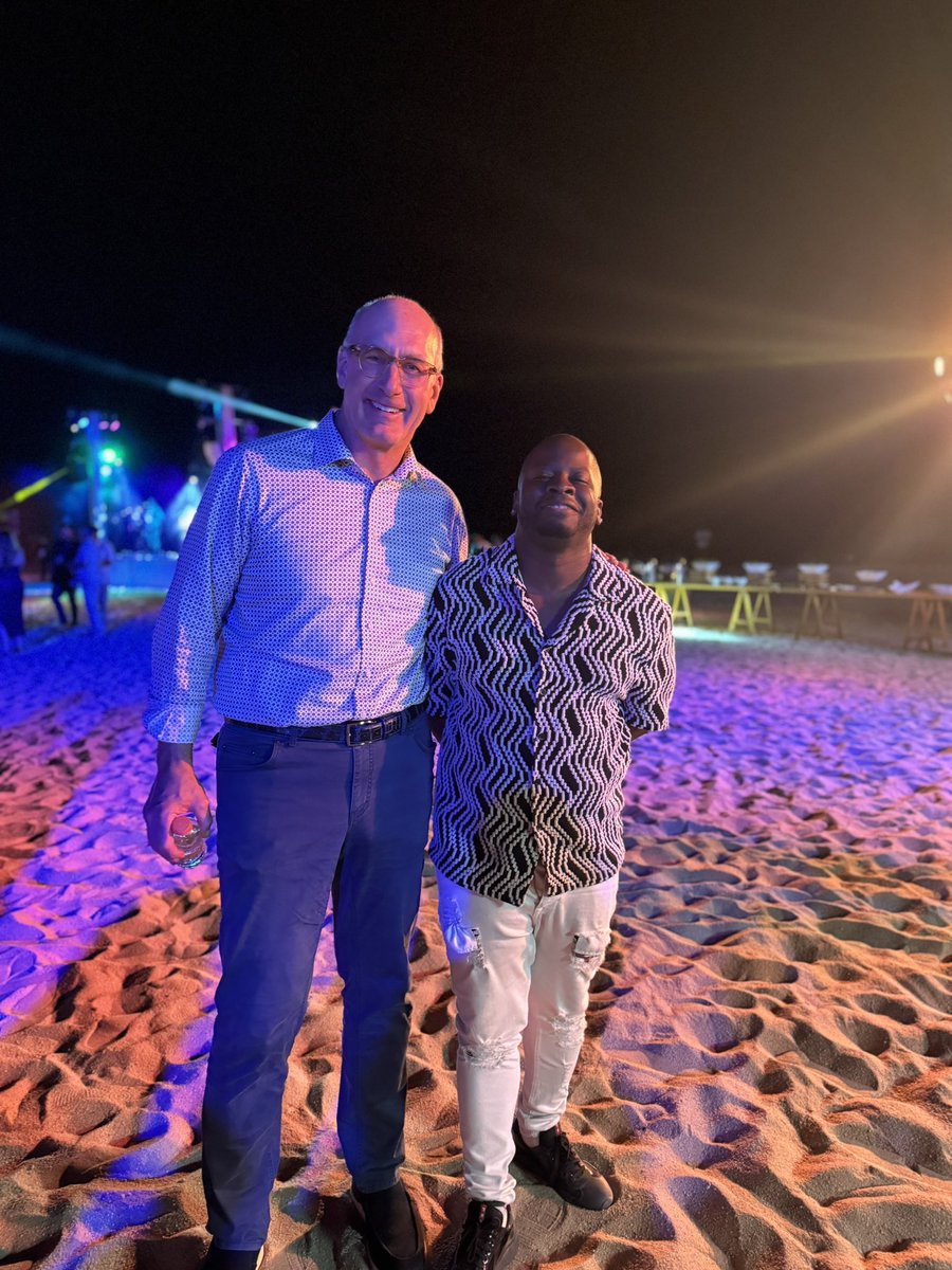 Jemarriok_ tweet media