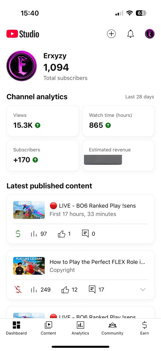Erxyzy tweet media