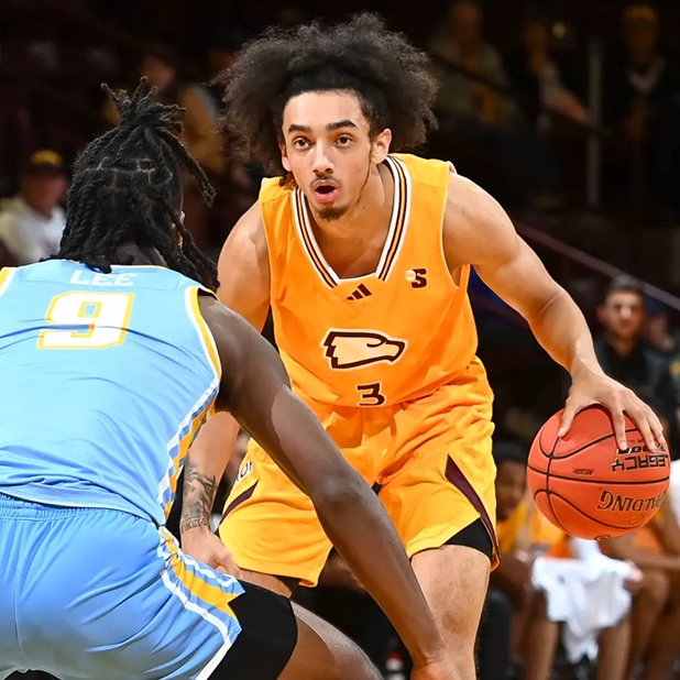 Dave Riggert (@daveriggert) on Twitter photo Listen to my conversation with James Madison Men's Basketball commit Paul Jones III.
Jones was named to the Big South All-Freshman team after averaging 7.6 points and 3.0 rebounds per game at Winthrop.
🔊 bit.ly/4cUCBKn
<a href="/JMUMBasketball/">JMU Men's Basketball</a> | <a href="/prj_lll/">Paul Jones lll</a>
📷 Tim Cowie Listen to my conversation with James Madison Men's Basketball commit Paul Jones III.
Jones was named to the Big South All-Freshman team after averaging 7.6 points and 3.0 rebounds per game at Winthrop.
🔊 bit.ly/4cUCBKn
<a href="/JMUMBasketball/">JMU Men's Basketball</a> | <a href="/prj_lll/">Paul Jones lll</a>
📷 Tim Cowie