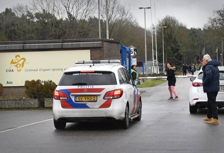 Marianasoux's tweet photo. Nederland is hartstikke gek!
Man veroordeeld voor ingrijpen bij diefstal door asielzoeker, asielzoeker loopt vrij rond
Inwoners van Nieuw-Weerdinge hebben een inzamelingsactie opgestart voor een dorpsgenoot die is veroordeeld wegens een burgerarrest van een asielzoeker🇳🇱 https://t.co/DJSjJVD70m