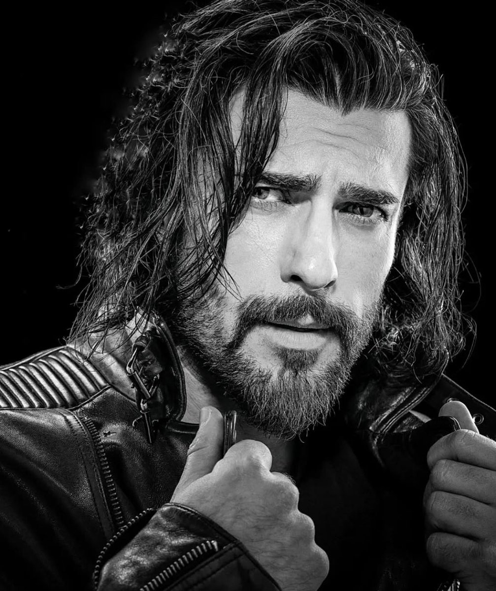 - #KuruluşOsman
جديد المنتج بوزداغ مع جنكيز مجسد شخصية تورغوت وكاتب " جاء الوقت " 🤯🤯🖤🖤🔥🔥..

توقعاتكم وش !؟ للأمانة ماتوقع بينضم المؤسس لانه شخصيه تورغوت خلاص كبرت ولكن بشكل كبير بيكون جنكير بطل لمسلسل تاريخي جديد لبوزداغ 🥶🖤.