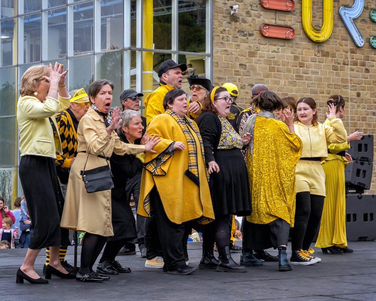 Were you part of the audience for Iron People at <a href="/eurekamuseum/">Eureka! Museum</a> last Saturday? 💛

We'd love to hear what you thought of this grand finale performance!

Your feedback makes a real difference and helps us shape future events.
👉 illuminate-data.org.uk/survey/pdmqhj
📸  Robling Photography