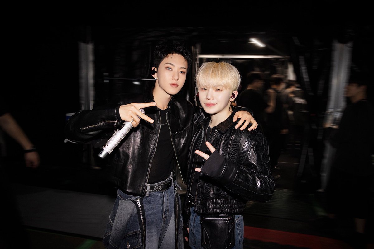 my favorite duo ❤️🖤 #호우 #순훈 #howoo #soonhoon