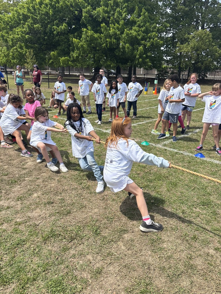 Hermitage VB Library (@vbhermitagelmc) on Twitter photo What a fantastic Field Day at Hermitage Elementary! ๐ The kids enjoyed face painting, superhero stations, relays, and the classic tug of war! Huge thanks to everyone who made the day special! ๐ช<a href="/HESVBVikings/">Hermitage Elementary</a> <a href="/DavidSchleck/">David Schleck</a> <a href="/vbschools/">VBSchools</a> What a fantastic Field Day at Hermitage Elementary! ๐ The kids enjoyed face painting, superhero stations, relays, and the classic tug of war! Huge thanks to everyone who made the day special! ๐ช<a href="/HESVBVikings/">Hermitage Elementary</a> <a href="/DavidSchleck/">David Schleck</a> <a href="/vbschools/">VBSchools</a>