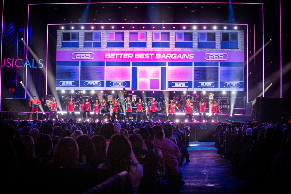 HERE & NOW (@thestepsmusical) on Twitter photo Bringing us back to you! π
Enjoy our performance on <a href="/TNLUK/">The National Lottery</a>'s #BigNightOfMusicals all over again, broadcast on <a href="/BBCRadio2/">BBC Radio 2</a> last night! πΊπͺ©
π» bbc.co.uk/programmes/m00β¦
πΈ @TBIMedia Bringing us back to you! π
Enjoy our performance on <a href="/TNLUK/">The National Lottery</a>'s #BigNightOfMusicals all over again, broadcast on <a href="/BBCRadio2/">BBC Radio 2</a> last night! πΊπͺ©
π» bbc.co.uk/programmes/m00β¦
πΈ @TBIMedia