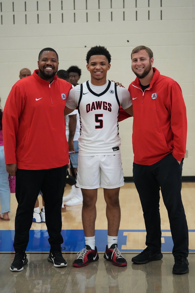 Coach Bryant (@shanebryant31) on Twitter photo Was so great to see Shyam and Kam wear that Austin Basketball jersey one last time at the FBISD Boys Basketball All Star Game!! Both guys have given so much to our program, and Iโm incredibly proud of them! Excited for what is next for both!! <a href="/AHSdawg_hoops/">AHS Basketball</a> <a href="/FBISDAthletics/">Fort Bend ISD Athletics</a> Was so great to see Shyam and Kam wear that Austin Basketball jersey one last time at the FBISD Boys Basketball All Star Game!! Both guys have given so much to our program, and Iโm incredibly proud of them! Excited for what is next for both!! <a href="/AHSdawg_hoops/">AHS Basketball</a> <a href="/FBISDAthletics/">Fort Bend ISD Athletics</a>