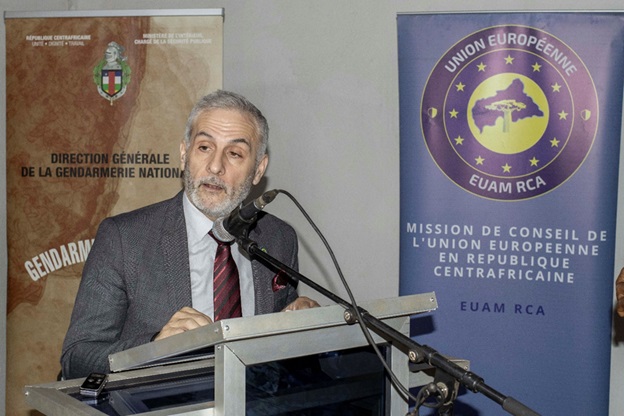 EUAM_RCA's tweet photo. 🇪🇺🇨🇫Strengthening leadership for a safer future! EUAM RCA, in partnership with the French Embassy 🇫🇷, supports the launch of the 2nd "Diplôme d’État-Major" course, boosting the skills of Central African Gendarmerie officers. Together for peace and resilience! 💬 #EUAMRCA https://t.co/NeUanaxIMD