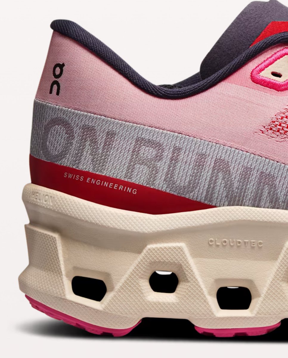 bjcallee's tweet image. on.com/en-us/products… THE best running shoes I’ve ever worn.  Highly recommended!  #swissengineering #oncloud #runningshoes