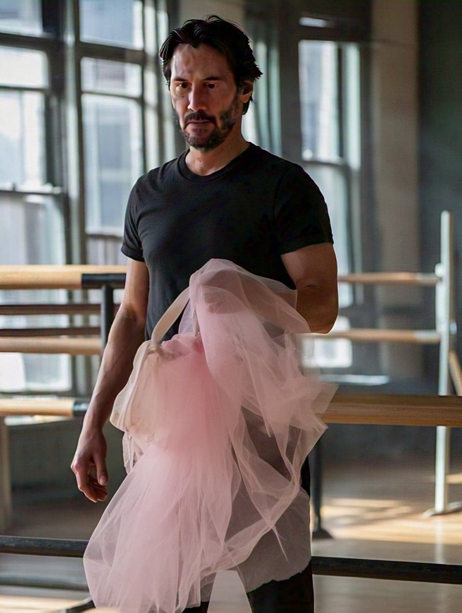 CJohn25903's tweet photo. Ballerina 2025 coming soon Keanu back to action https://t.co/bw3QNAD8cn