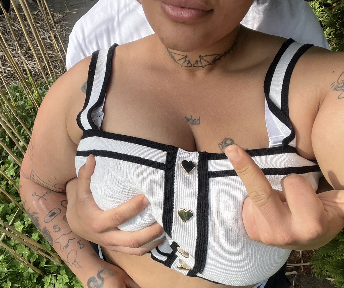 Ebony mommy May🍒 tweet media